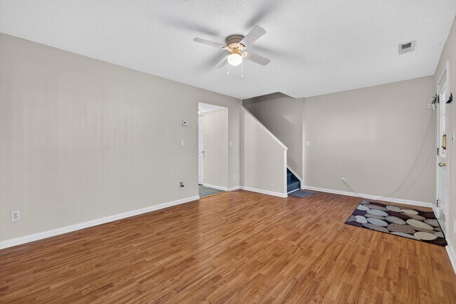 Building Photo - 3061 Breslaw Ct