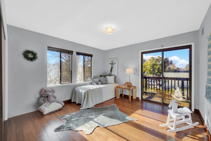 Building Photo - 1706 Adele St