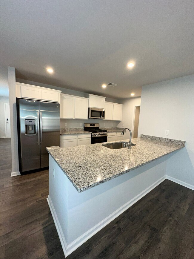 Building Photo - 213 Boneset Dr