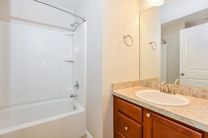 Building Photo - 4292 Abaco Dr