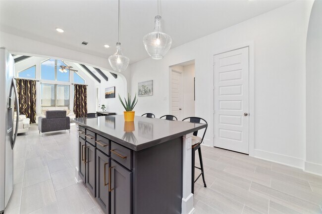 Building Photo - 26535 Hypatia Trace