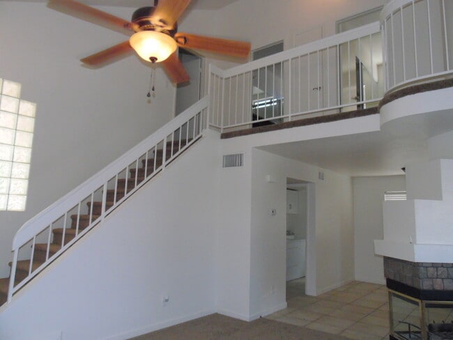 Building Photo - Desert Shores 3 bedroom with pool!