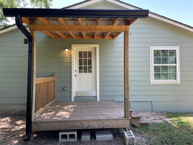 Building Photo - Application Received! *No Pets* Fully Renovated 2 Bed, 1 Bath Home in Prime Location *Lawn Care I...