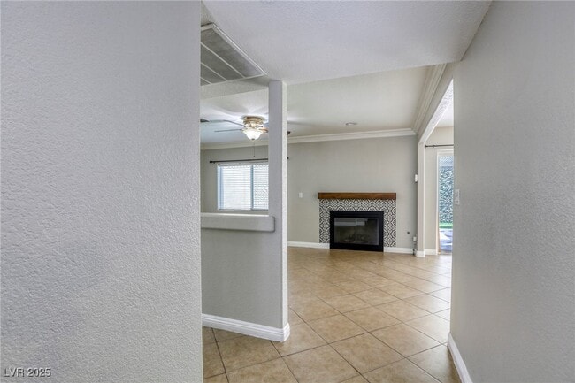 Building Photo - 3055 S Topaz Rd