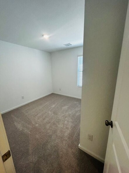 Building Photo - 6310 Sandpiper Ln
