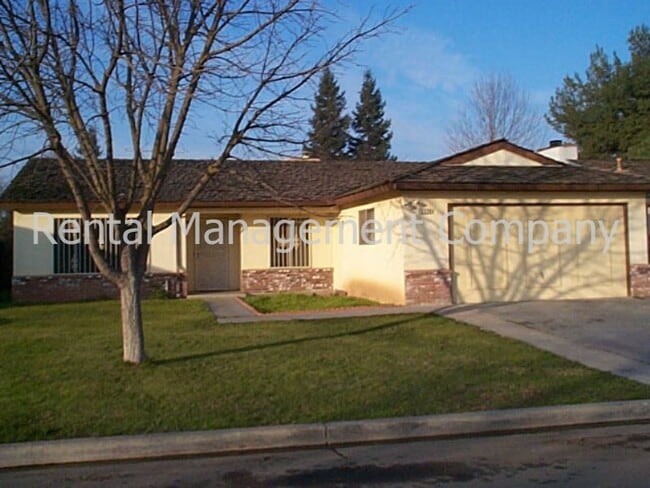 Primary Photo - Well estblished neighborhood