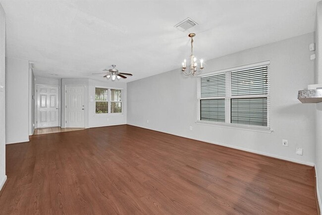 Building Photo - 702 Heatherton Hill Ln