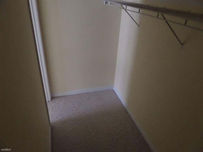 Building Photo - 603 S Atcher St