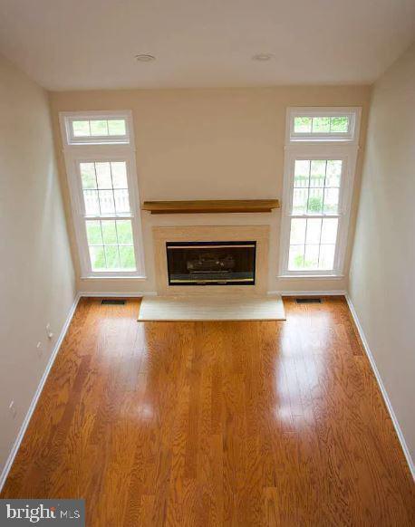 Building Photo - 218 Bromley Pl