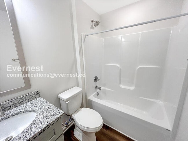 Building Photo - 825 Key St