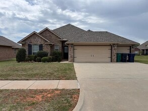 Building Photo - 16209 Juliet Dr