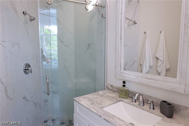 Building Photo - 3310 Riverpark Ct