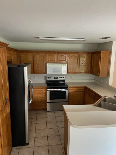 Building Photo - 1016 Brookhaven