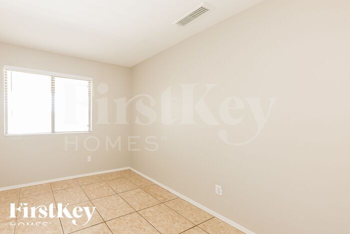 Building Photo - 14921 W Watson Cir
