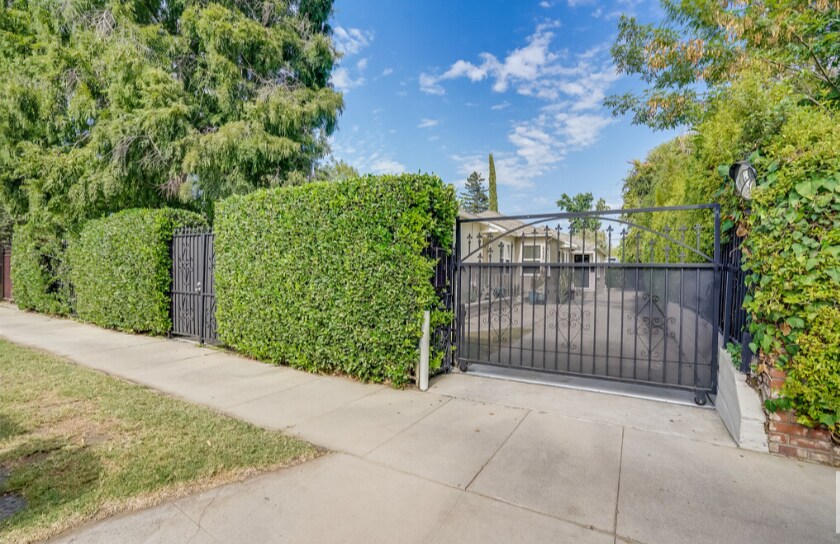 Building Photo - 4244 Tujunga Ave
