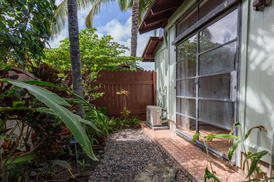 Building Photo - 308 Awakea Rd