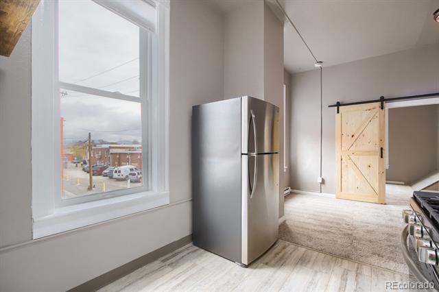 Building Photo - 5630 Webster St