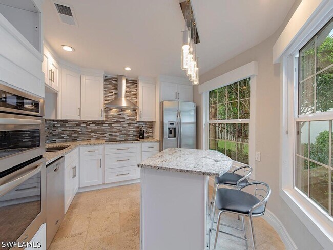 Building Photo - 840 Meadowland Dr