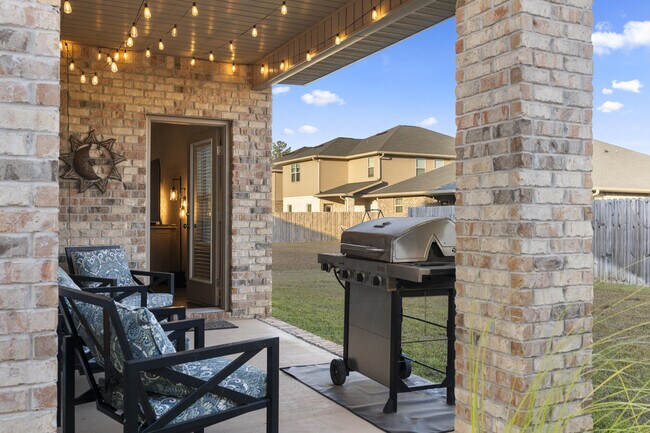 Building Photo - 113 Ridgeway Cir