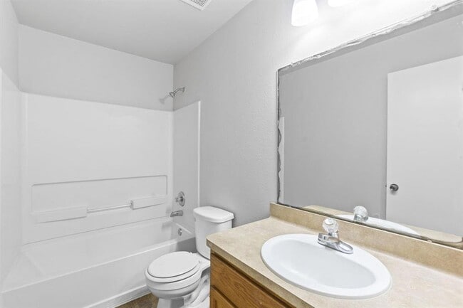 Building Photo - 9311 Norwood Trails Dr