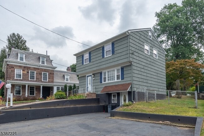 Building Photo - 98 Browertown Rd