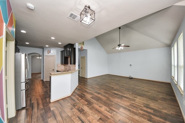 Building Photo - 2406 Aura Ct