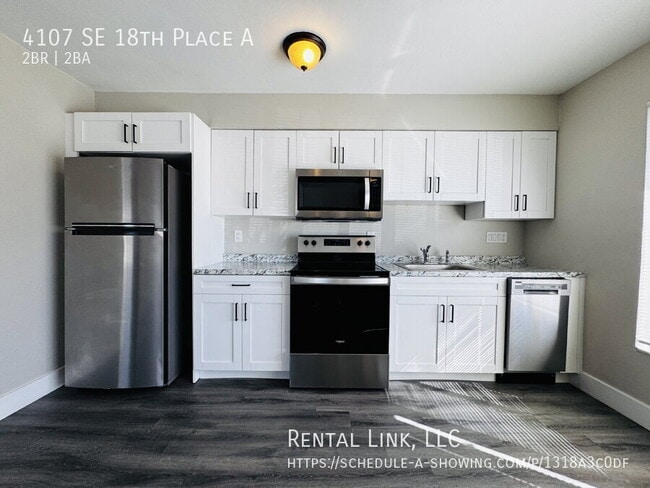 Building Photo - 4107 SE 18th Pl