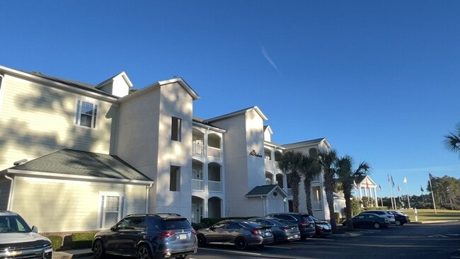 Building Photo - Beautiful 1st Floor, 2BD, 2BA in the World Tour Community