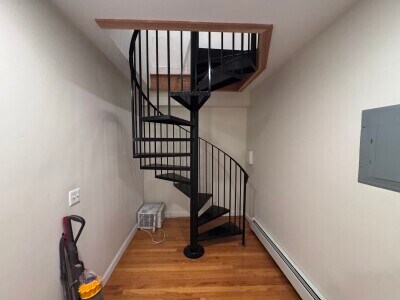 Building Photo - 24 Euston St