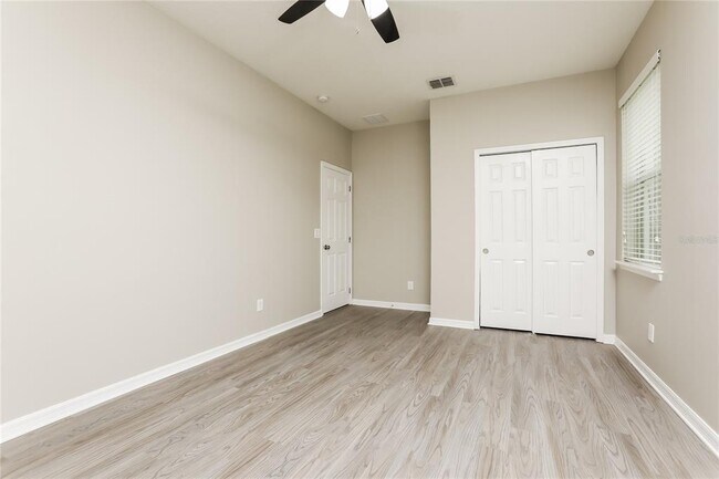 Building Photo - 1821 Candlenut Cir