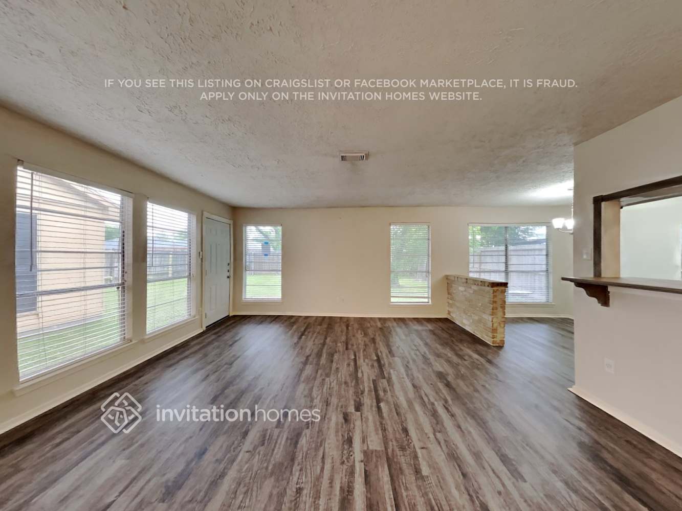 Building Photo - 2835 Pilgrims Point Dr