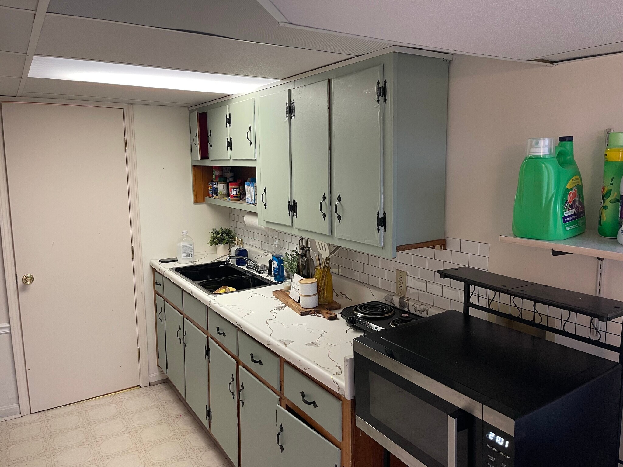 Building Photo - 4331 Sadie Ln