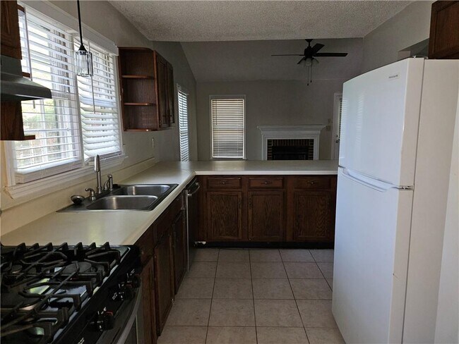 Building Photo - 4813 Hairston Pl