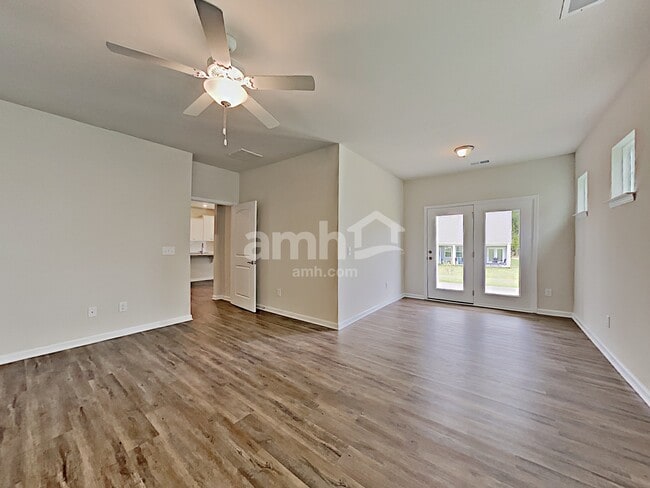 Building Photo - 2410 Abundance Ln