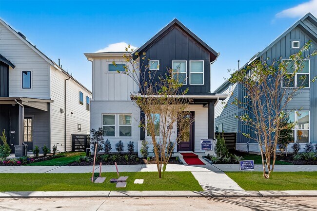 Primary Photo - 3350 City Heart Ave