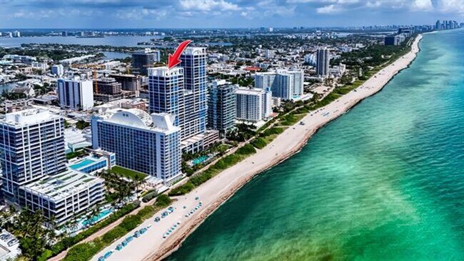 Building Photo - 6899 Collins Ave