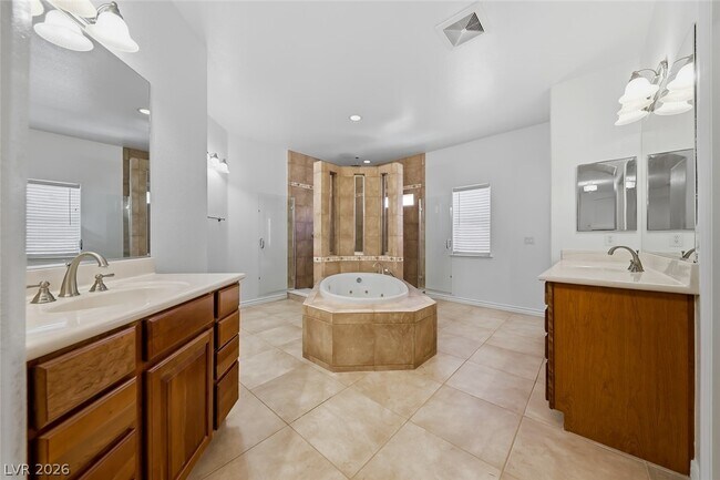 Building Photo - 9500 Ojibwa Ave