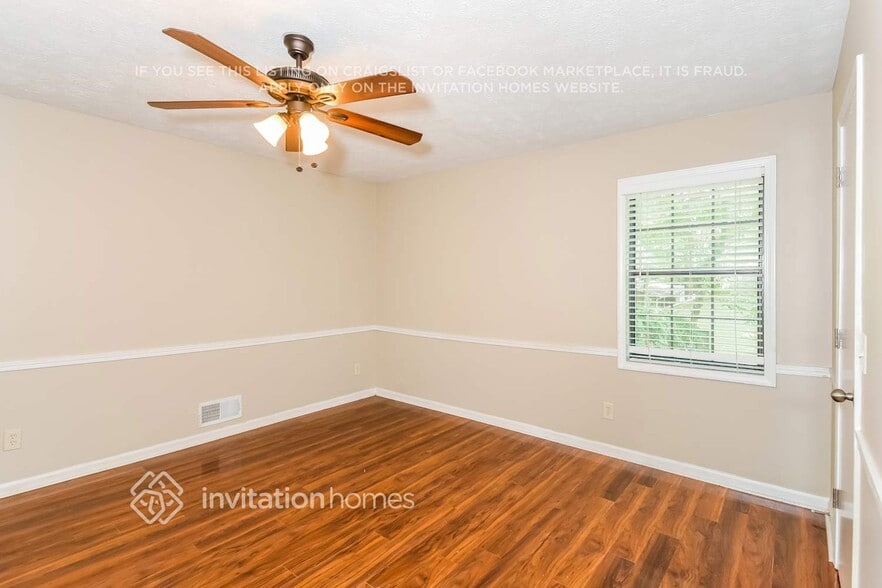 Building Photo - 129 Little Brook Dr