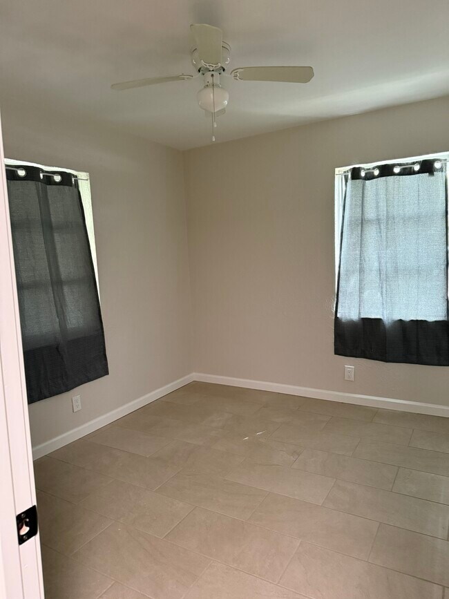 bedroom 2 - 849 58th Avenue Northeast