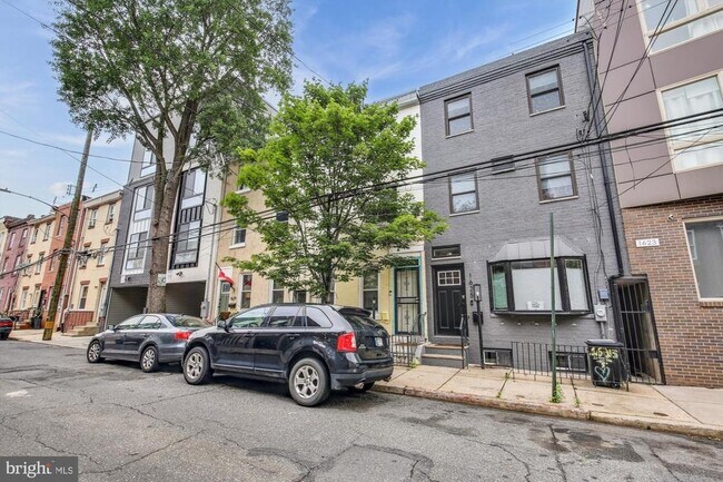 Building Photo - 1627 Cadwallader St