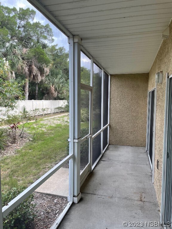 Building Photo - 401 Bouchelle Dr