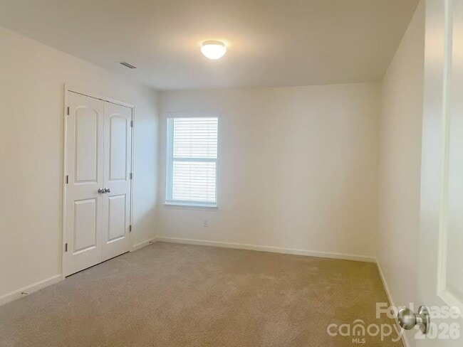 Building Photo - 5006 Beacon Ave