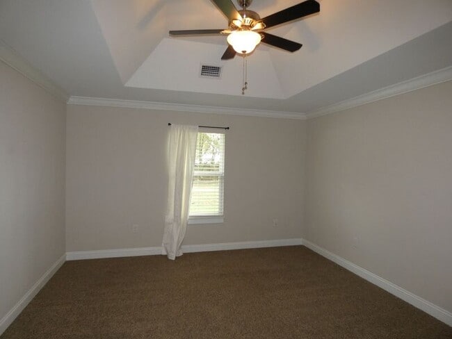 Building Photo - 2016 Salamanca St