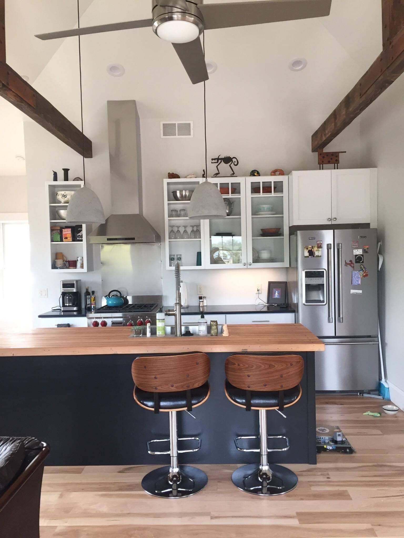 Building Photo - 19 5th Ave