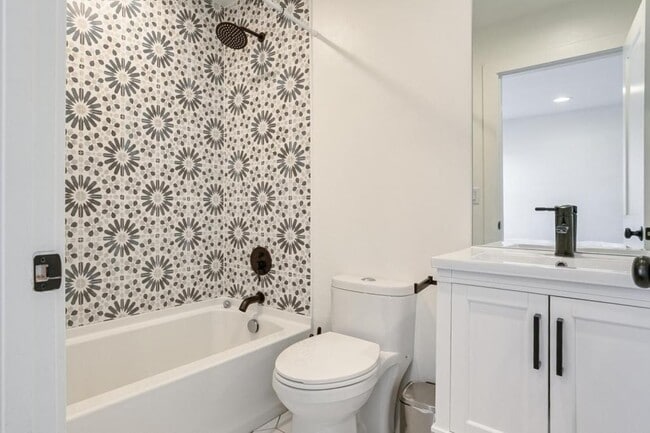 Building Photo - 3044 N Speer Blvd