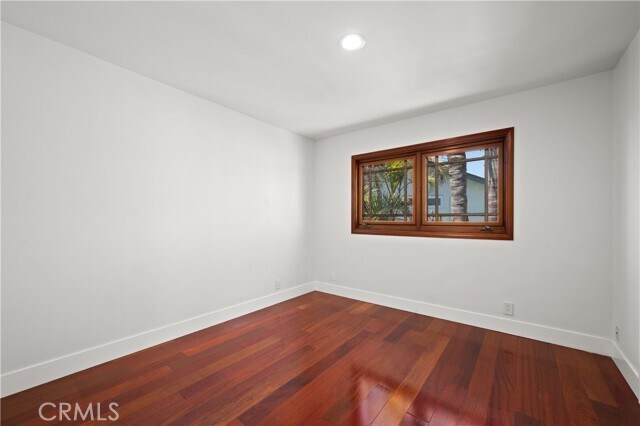 Building Photo - 9462 Pier Dr