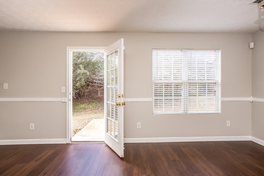 Building Photo - 4085 Mission Way