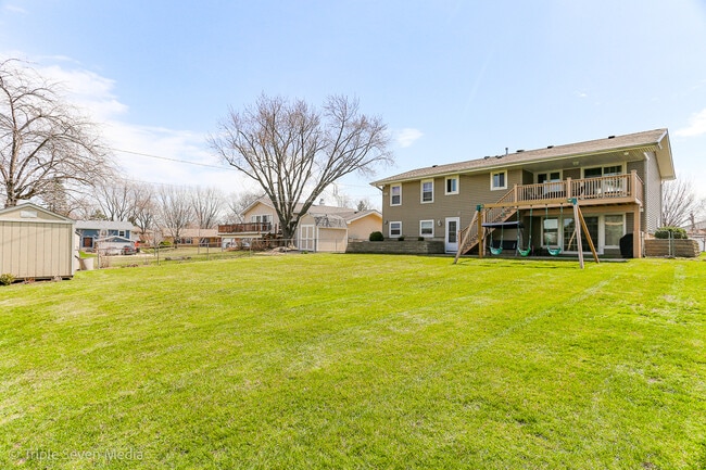 Building Photo - 1406 Edgefield Ln