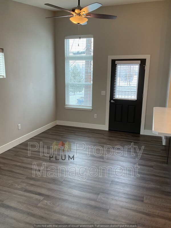 Building Photo - 1611 Montana St