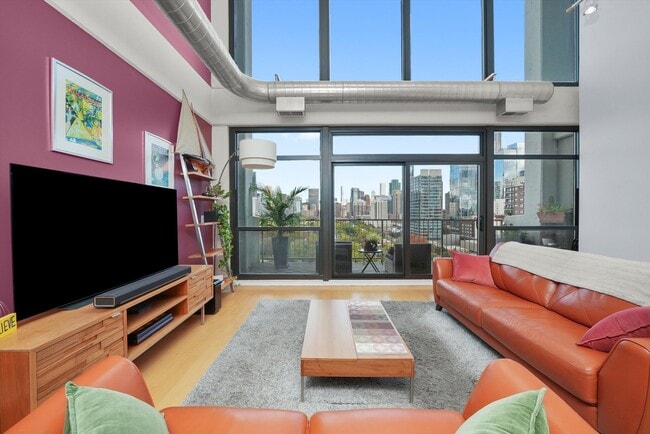 Building Photo - 1530 S State St